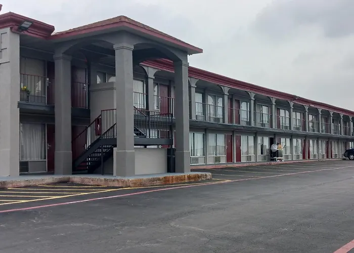 Hotel Red Roof Worth West 2*